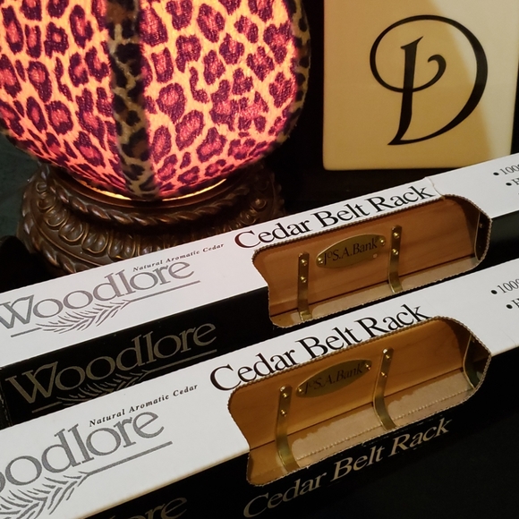 Tie & Belt Rack Cedar & Brass Organizer Racks Bundle of 2 Organize Keys Fob  NWT - Picture 7 of 7